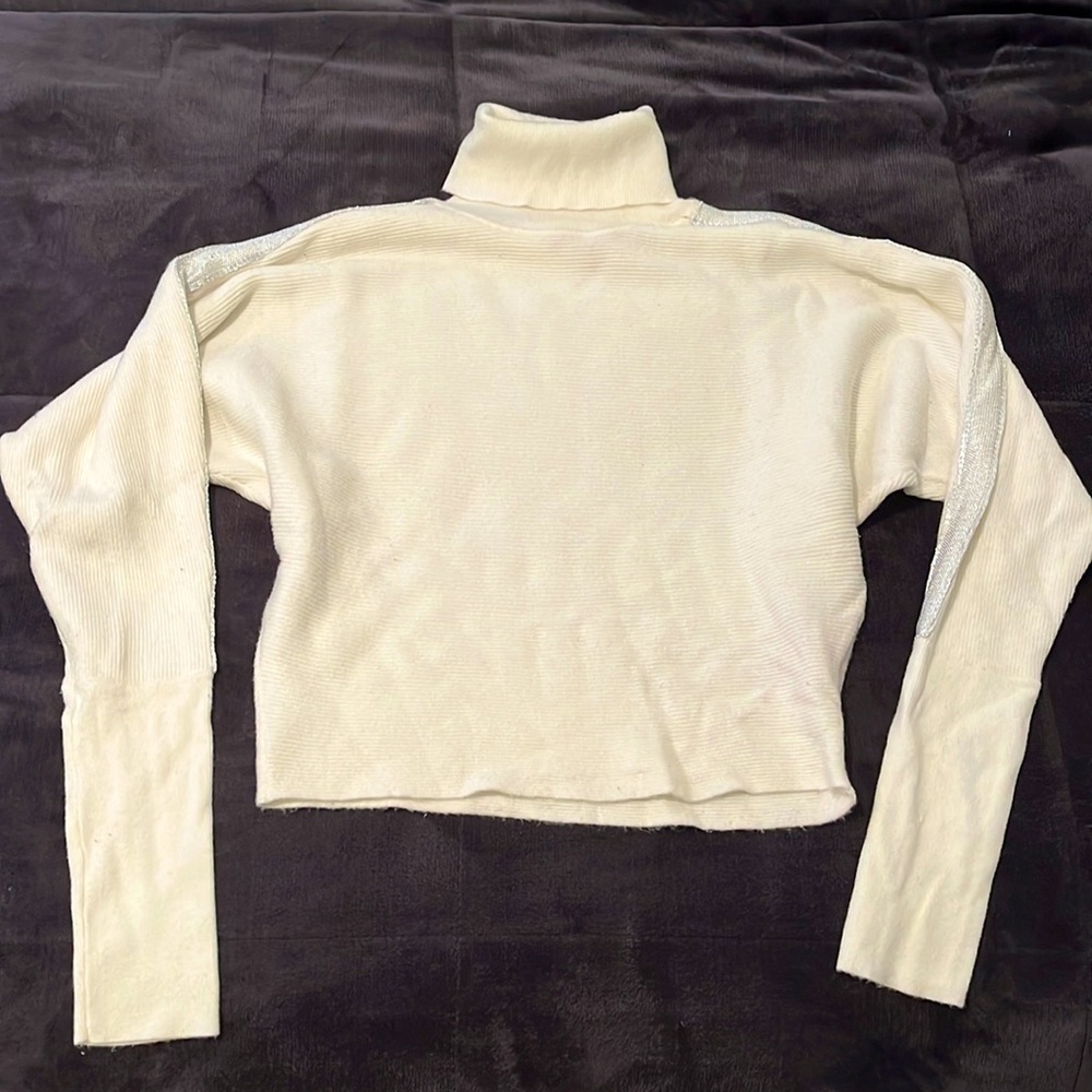 Flowy white sweater